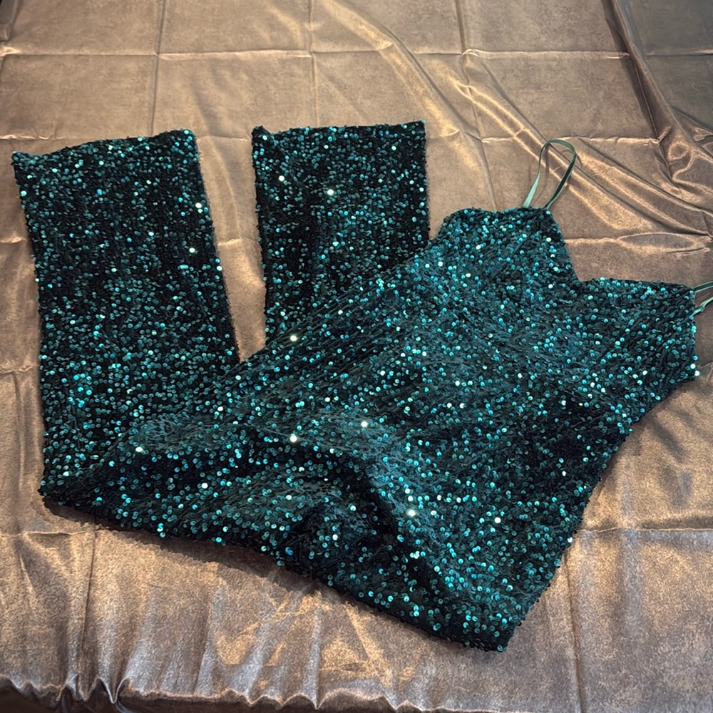 Green Sequin Jumpsuit - Super comfy